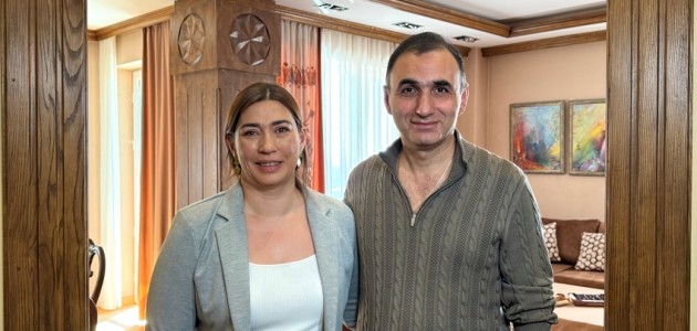 Avetiq Chalabyan, Anahit Adamyan, Автик Чалабян, Анаит Адамян, Ավետիք Չալաբյան, Անահիտ Ադամյան