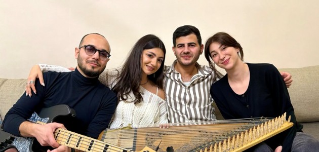 “KaraLini” band,Qnarik Shmavonyan,Eteri Hovhannisyan,Gor Avetisyan,Davit Poghopsyan, «ԿարաԼինի» բենդ
