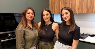 Susanna Zadoyan, Nune Sharoyan, Meri Manukyan, Սուսաննա Զադոյան, Նունե Շառոյան, Մերի Մանուկյան